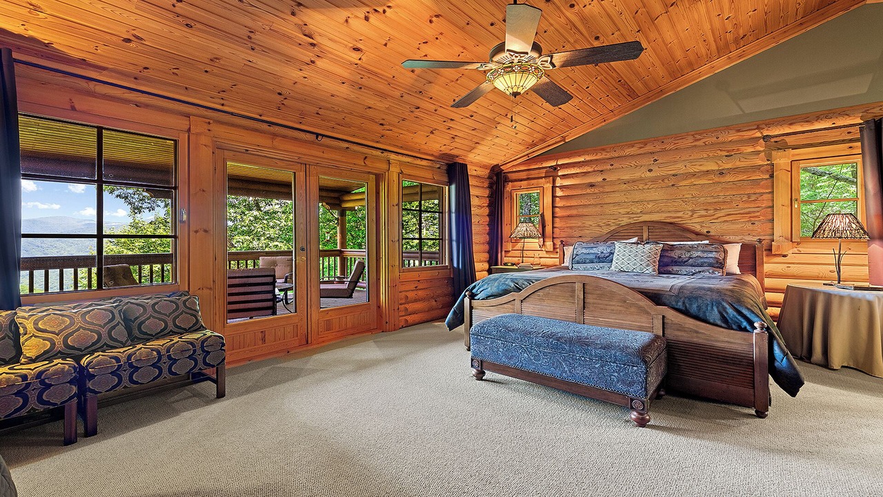 Photo of Bedroom in Waynesville