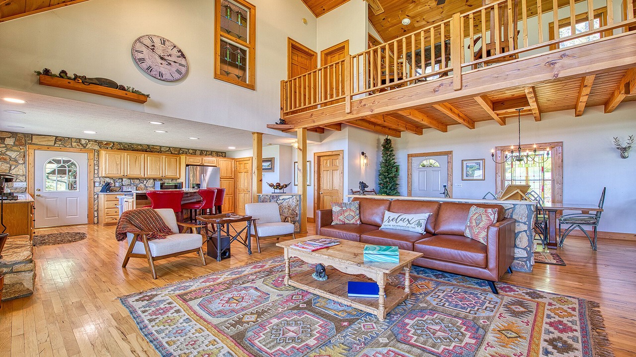 Photo of Livingroom in Waynesville
