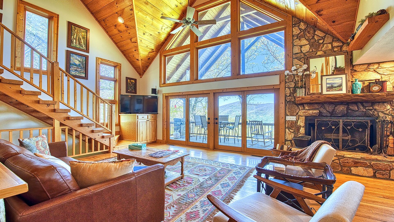 Photo of Livingroom in Waynesville
