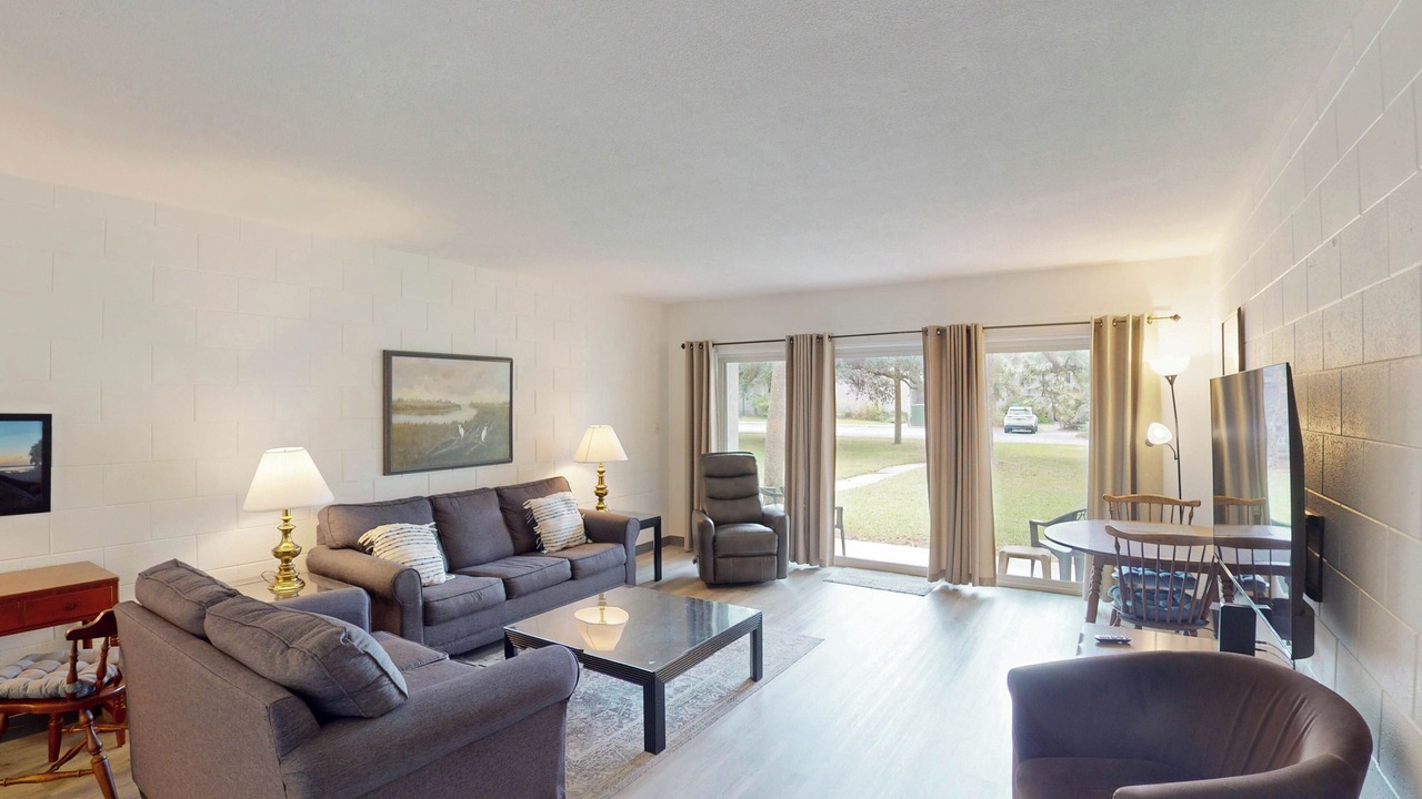 Photo of Livingroom in Jekyll Island