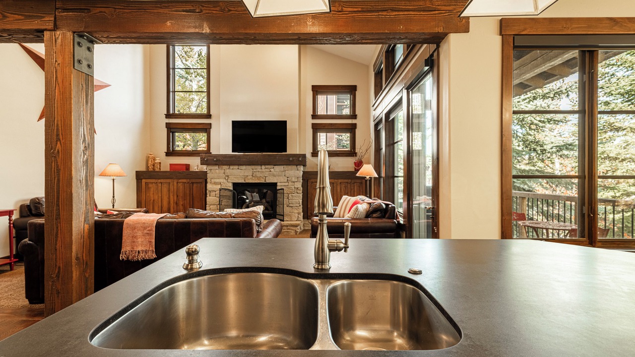 Photo of Livingroom in North Park City