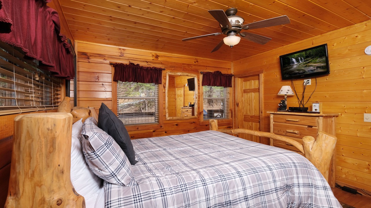 Photo of Bedroom in Sevierville