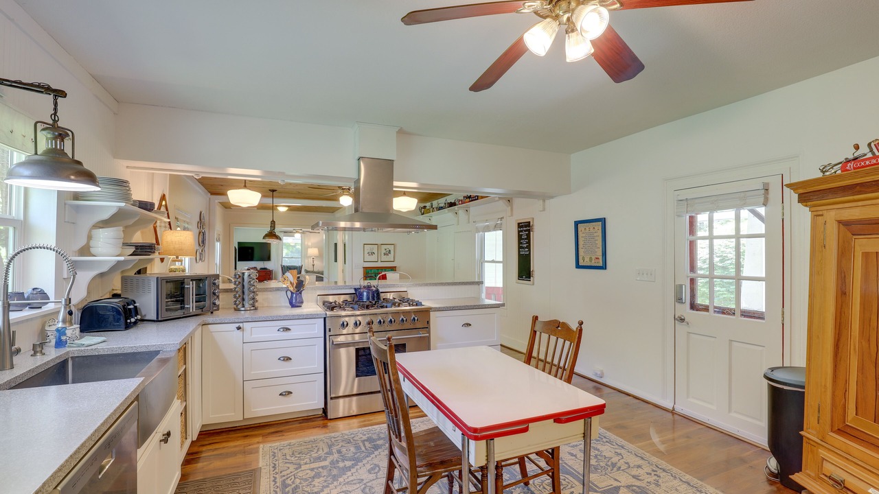 Photo of Kitchen in Marshall