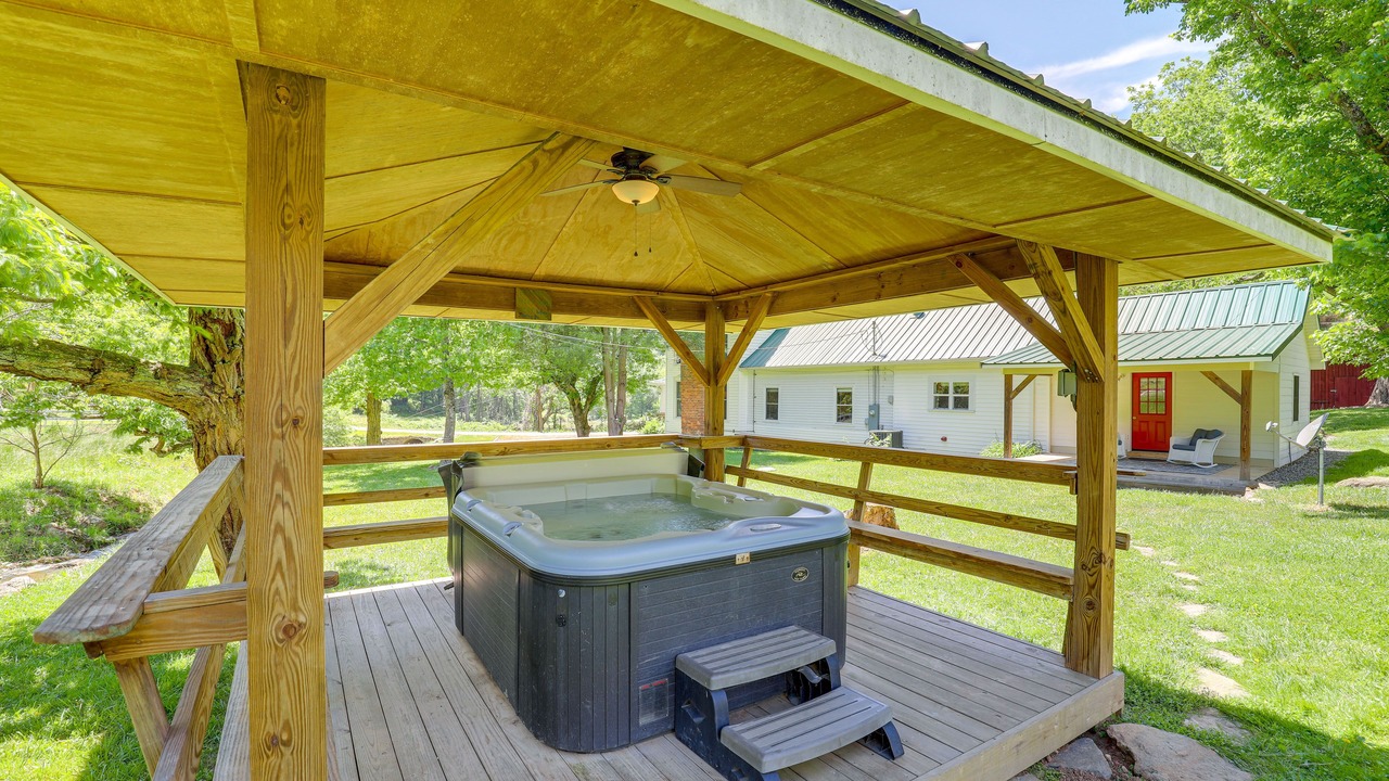 Photo of Outdoor in Marshall