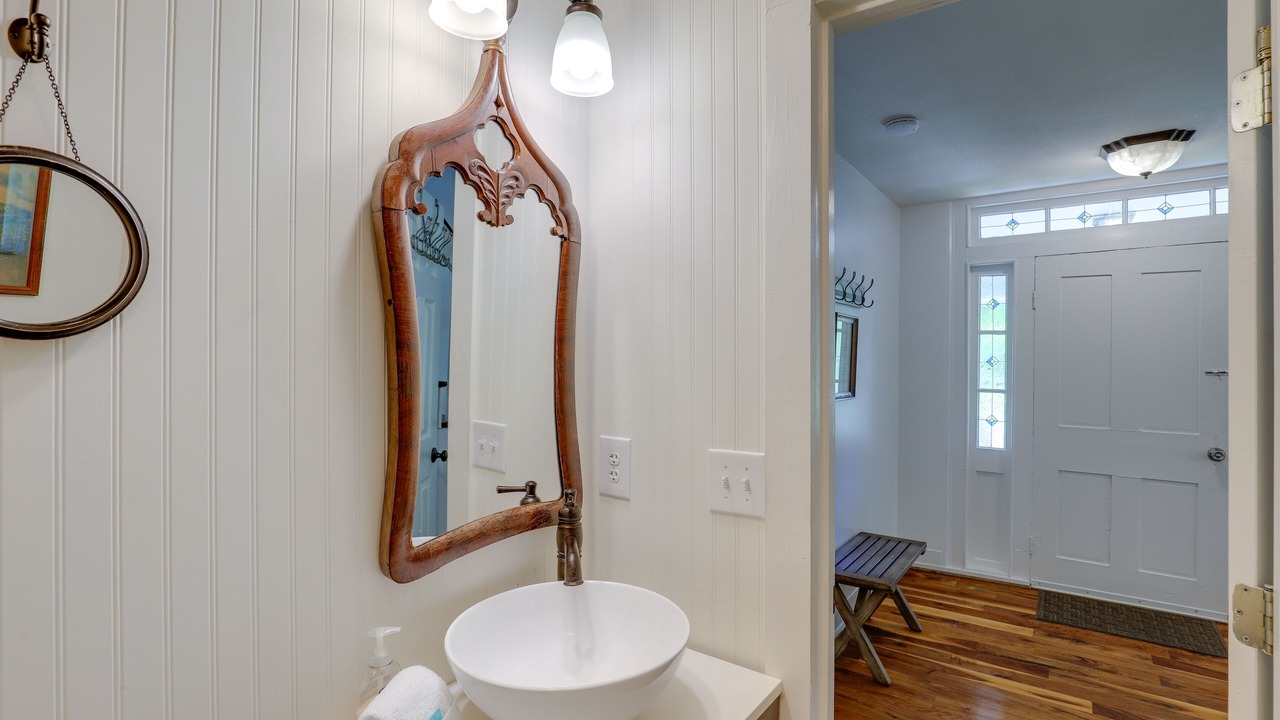 Photo of Bathroom in Marshall