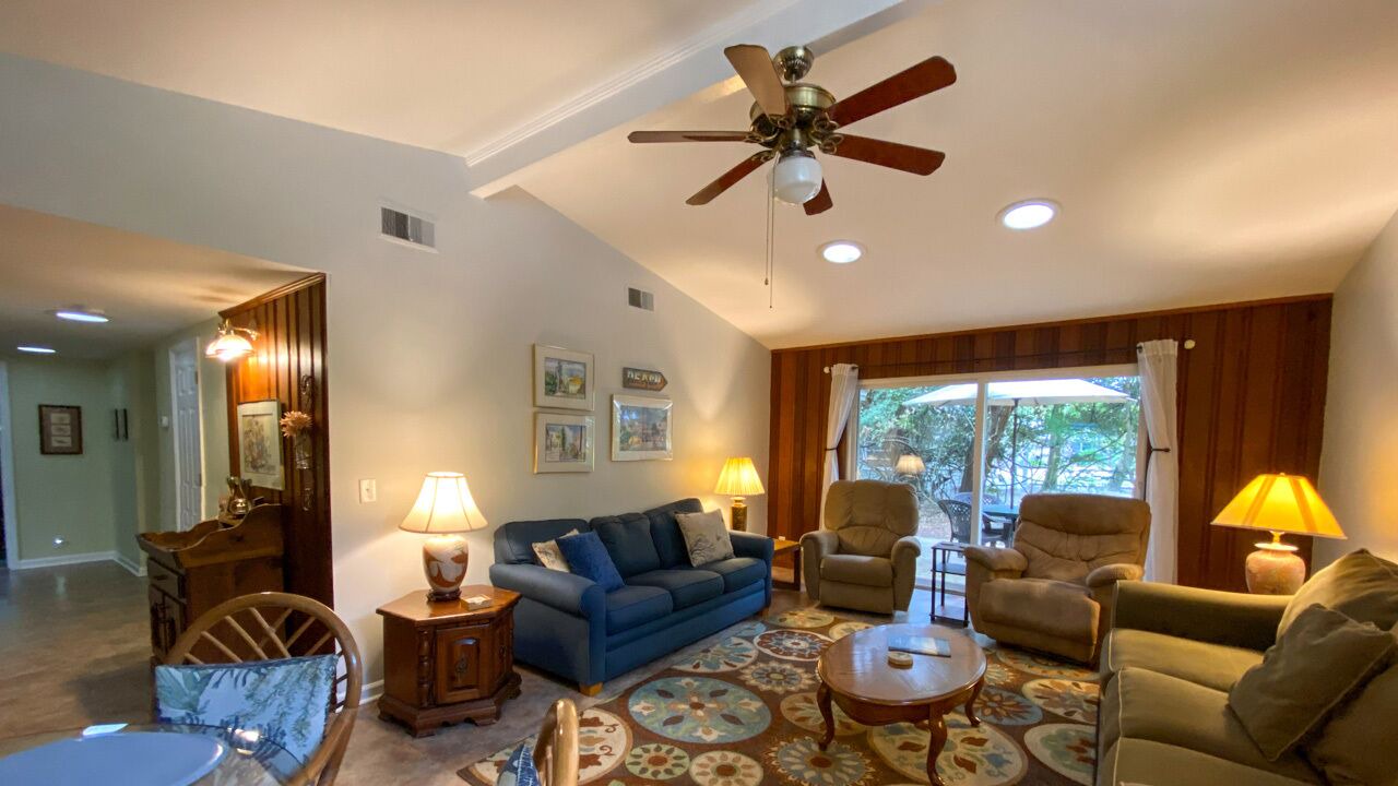 Photo of Livingroom in Jekyll Island