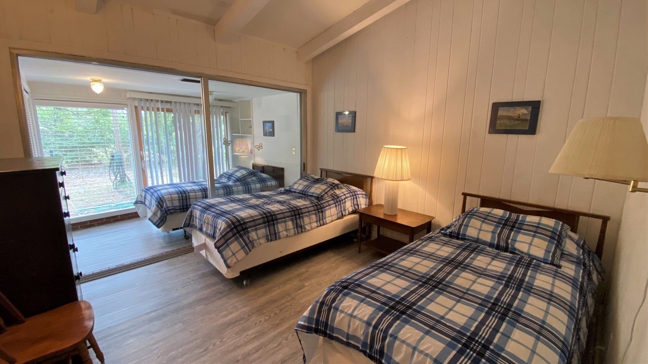Photo of Bedroom in Jekyll Island