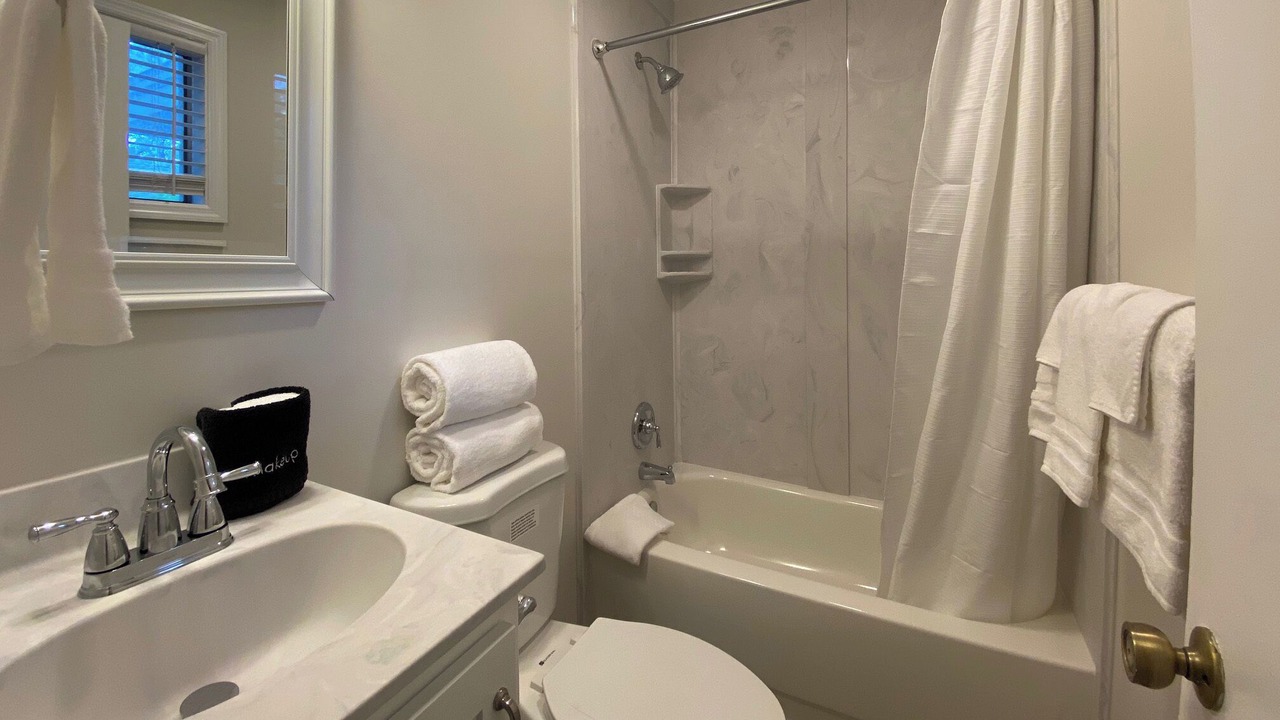 Photo of Bathroom in Jekyll Island