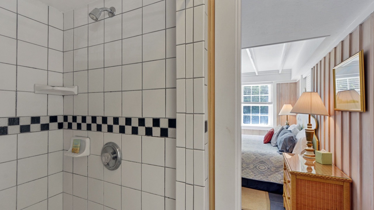 Photo of Bathroom in King City