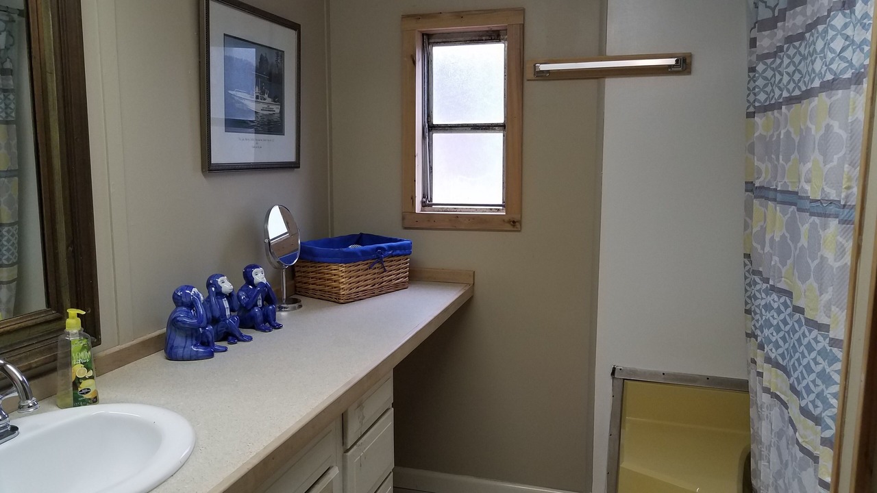 Photo of Bathroom in Leesville
