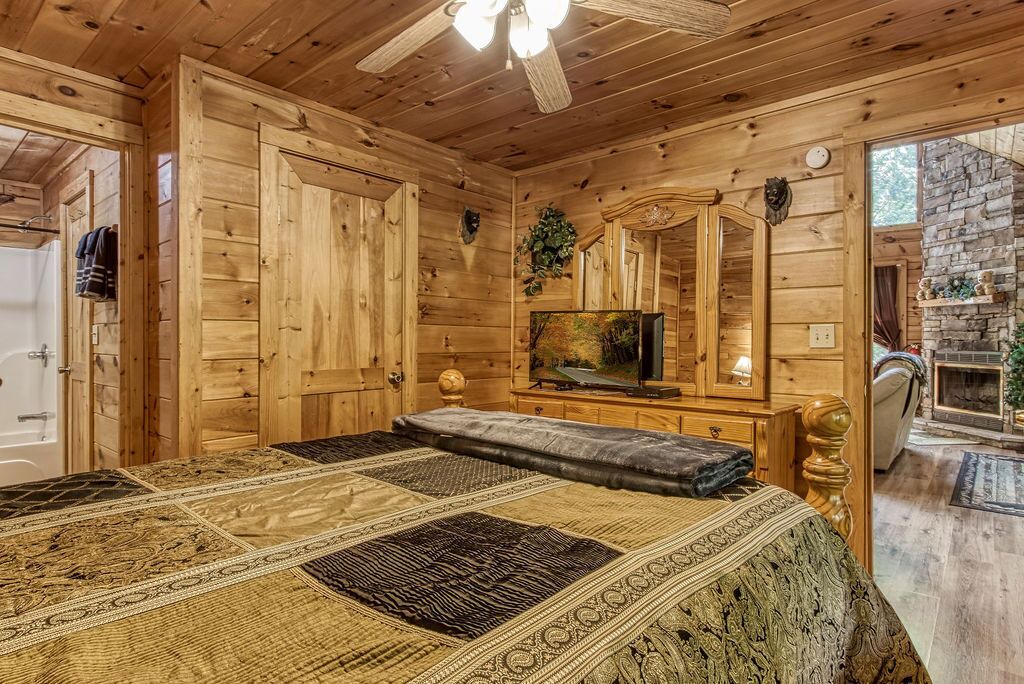 Photo of Bedroom in Sevierville
