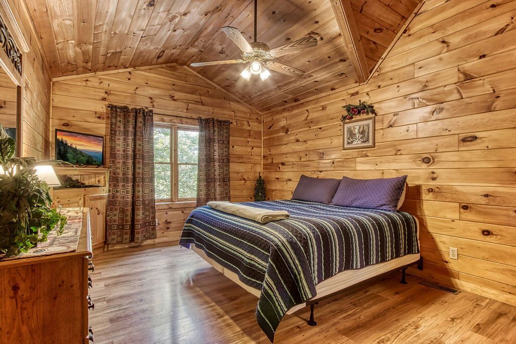 Photo of Bedroom in Sevierville
