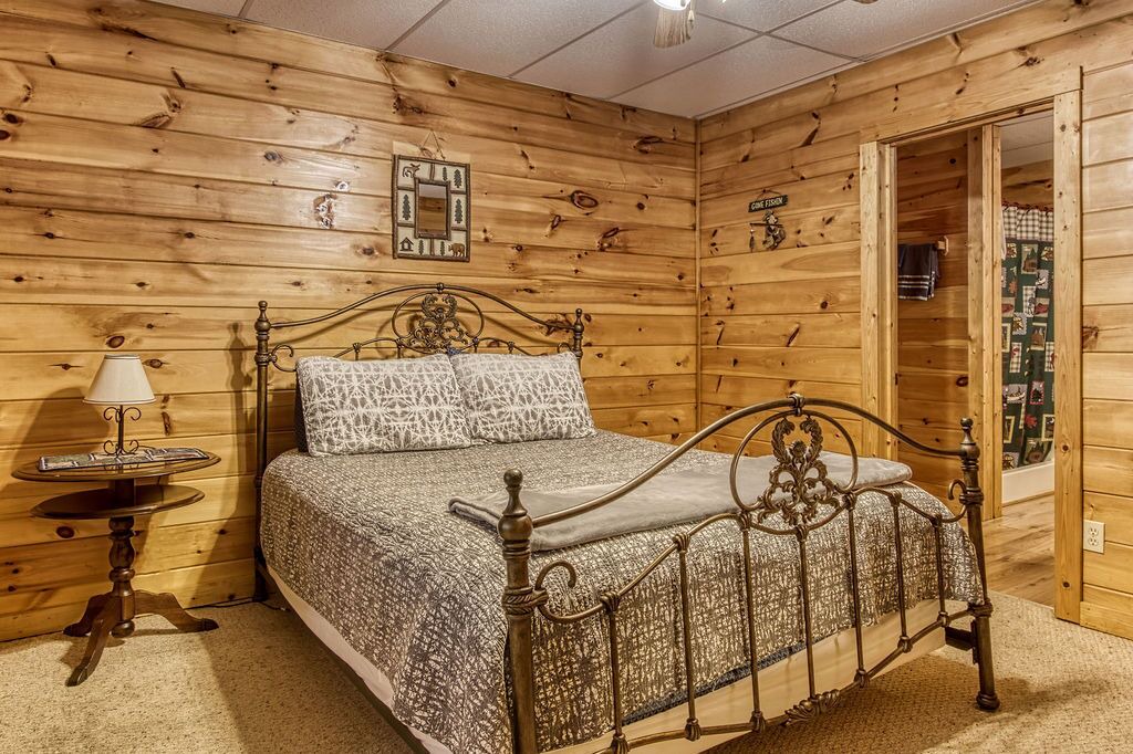 Photo of Bedroom in Sevierville