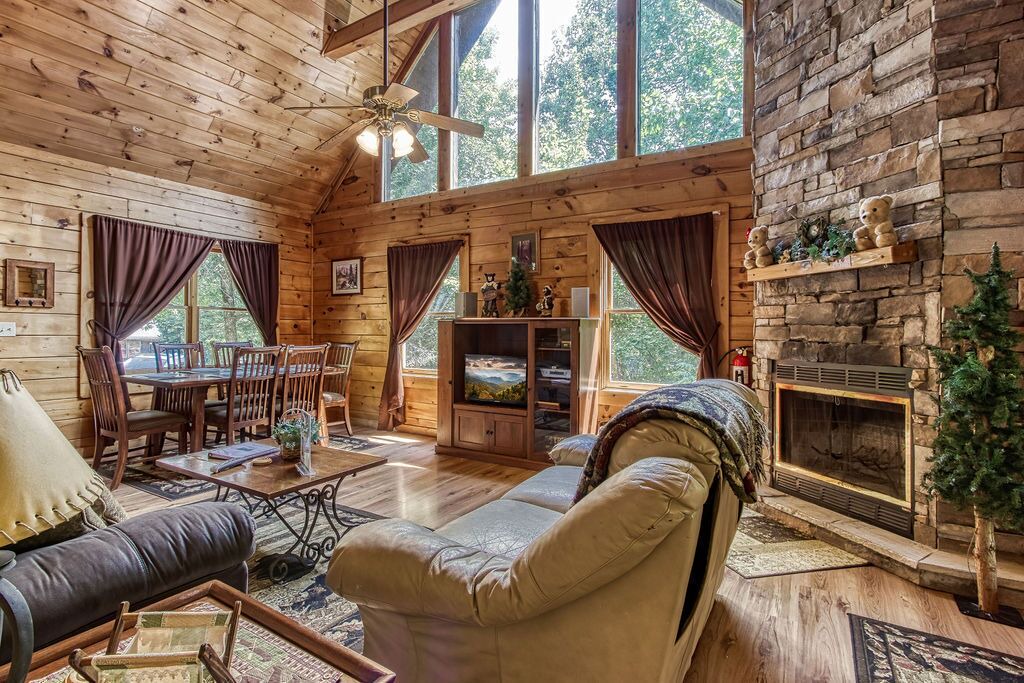 Photo of Livingroom in Sevierville