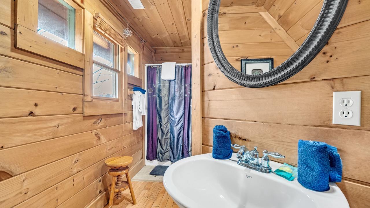 Photo of Bathroom in Sevierville