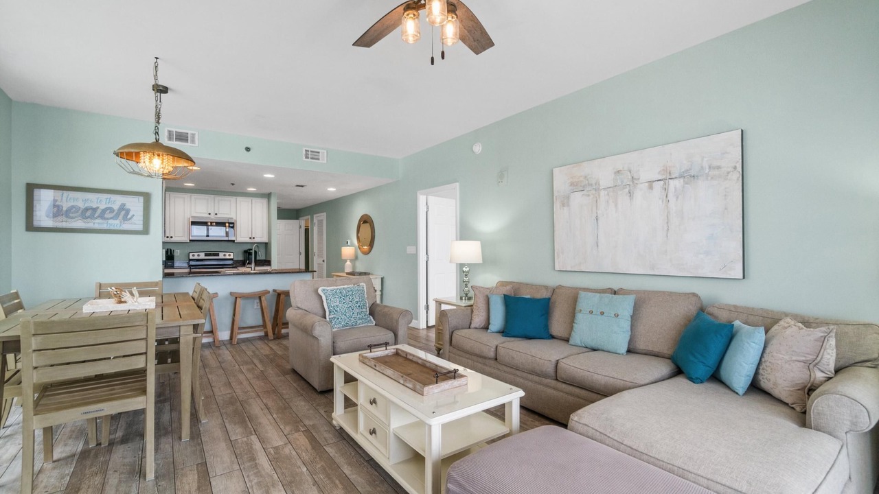 Photo of Livingroom in West Panama City Beach