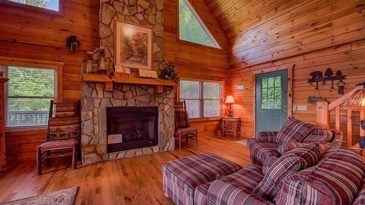 Photo of Livingroom in Waynesville