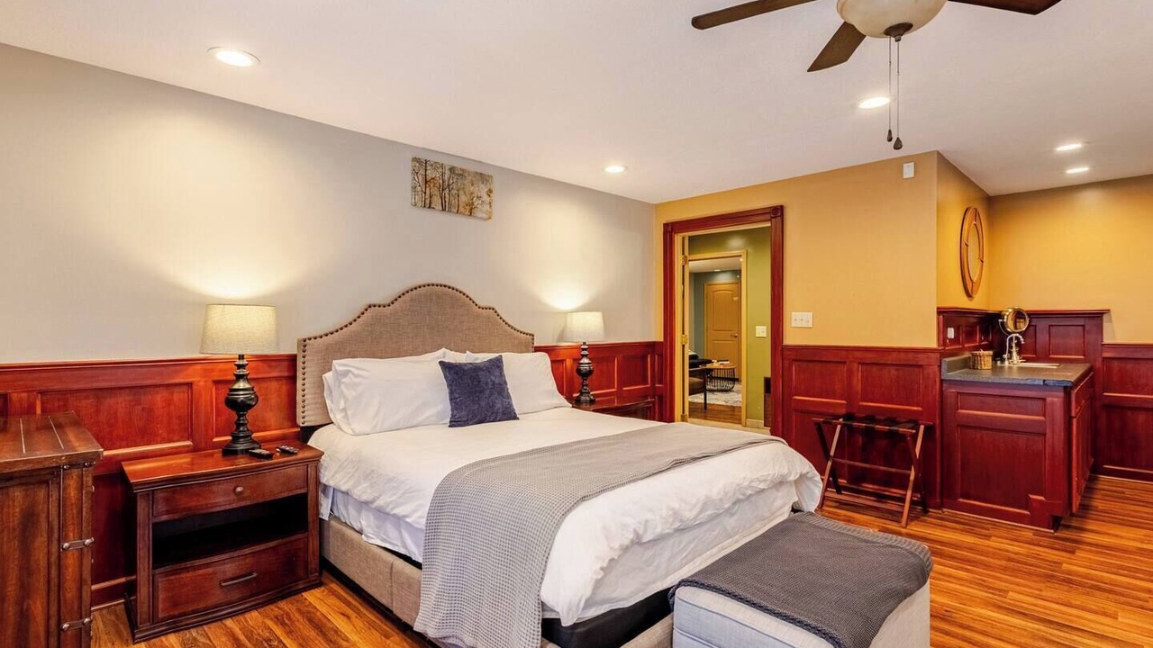 Photo of Bedroom in New Market