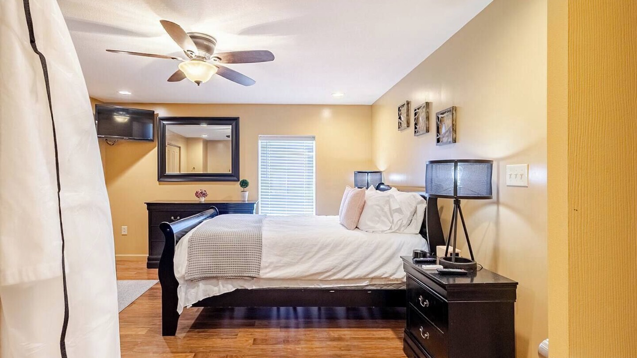 Photo of Bedroom in New Market