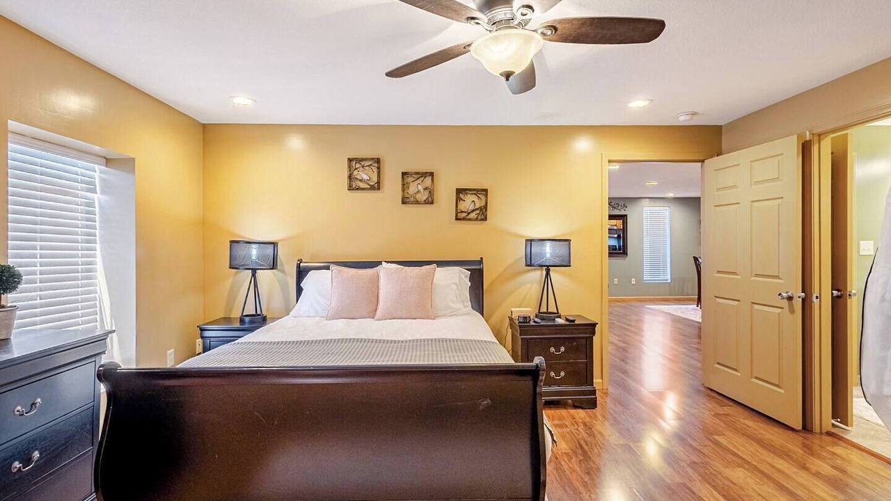 Photo of Bedroom in New Market