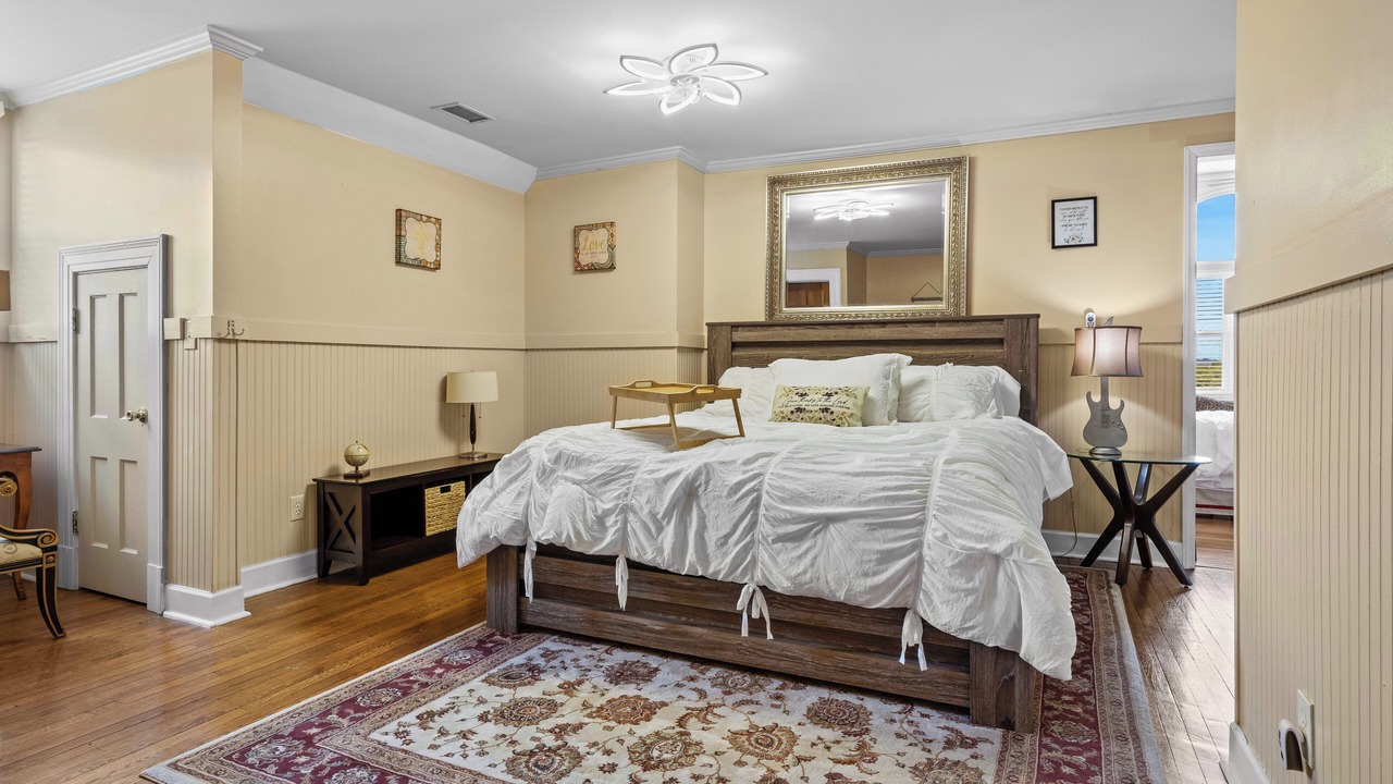 Photo of Bedroom in Lascassas