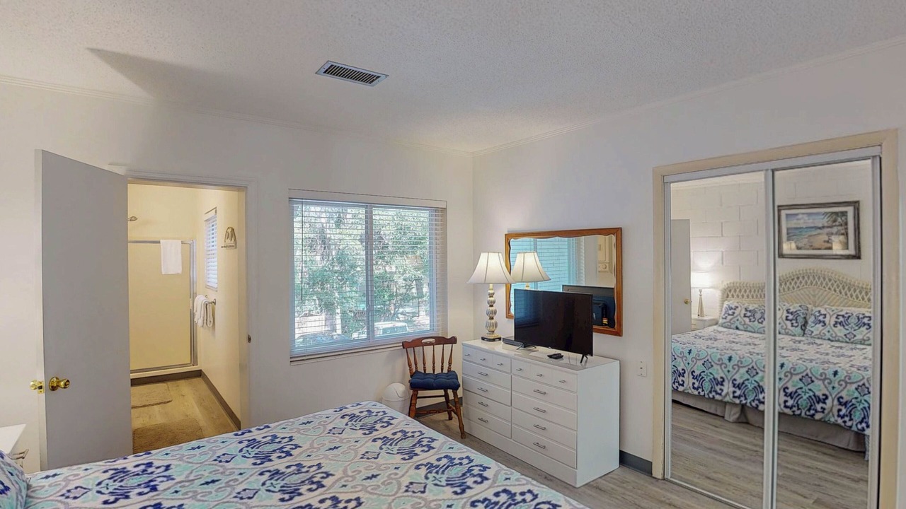 Photo of Bedroom in Jekyll Island
