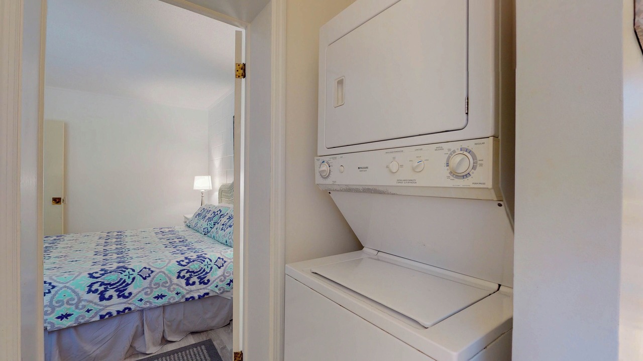 Photo of Bedroom in Jekyll Island