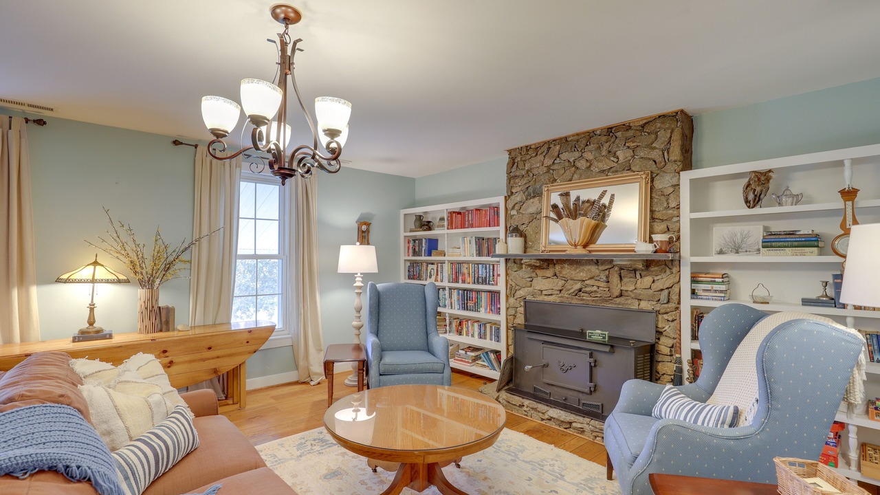 Photo of Bedroom in Weaverville