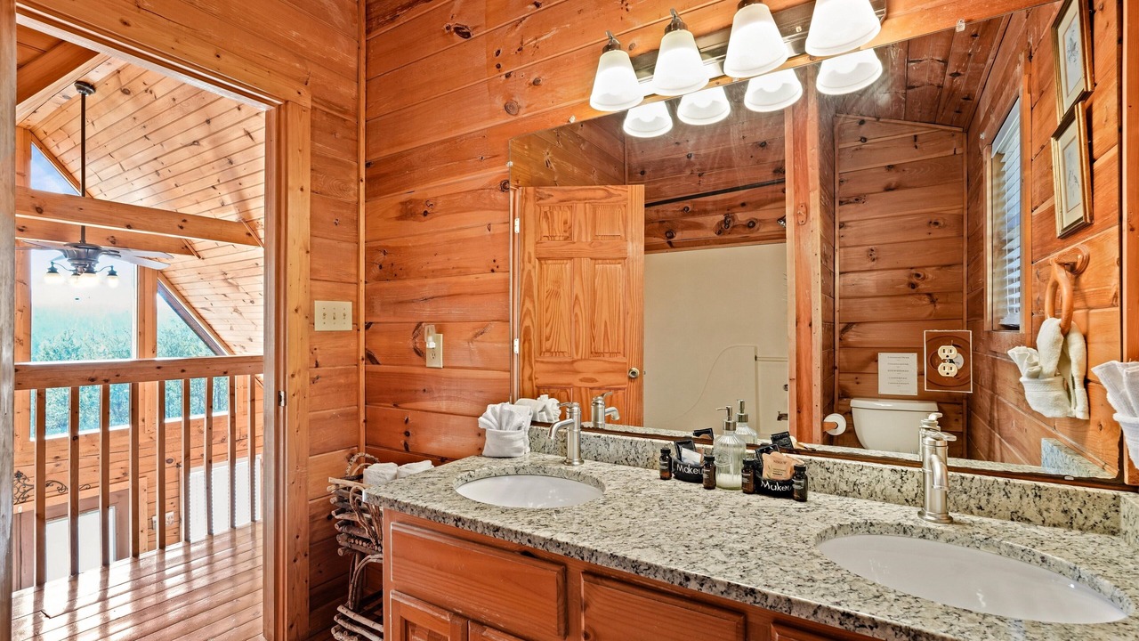 Photo of Bathroom in Sevierville