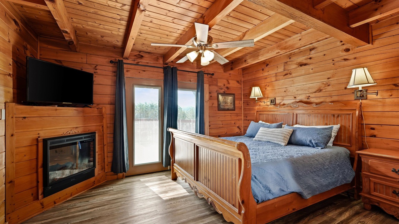 Photo of Bedroom in Sevierville