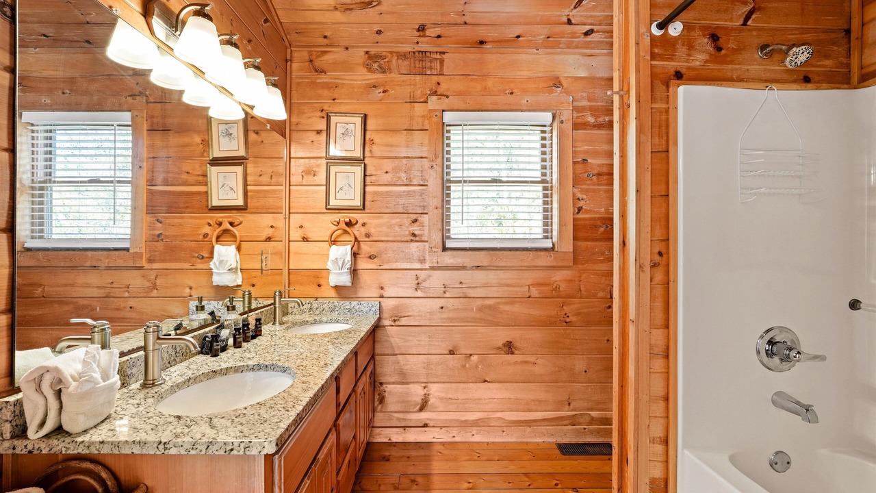 Photo of Bathroom in Sevierville