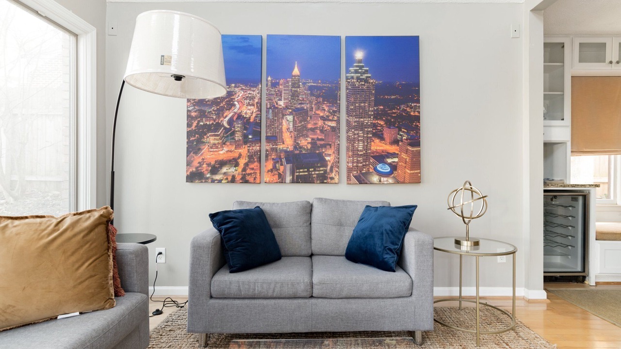 Photo of Livingroom in Morningside-Lenox Park