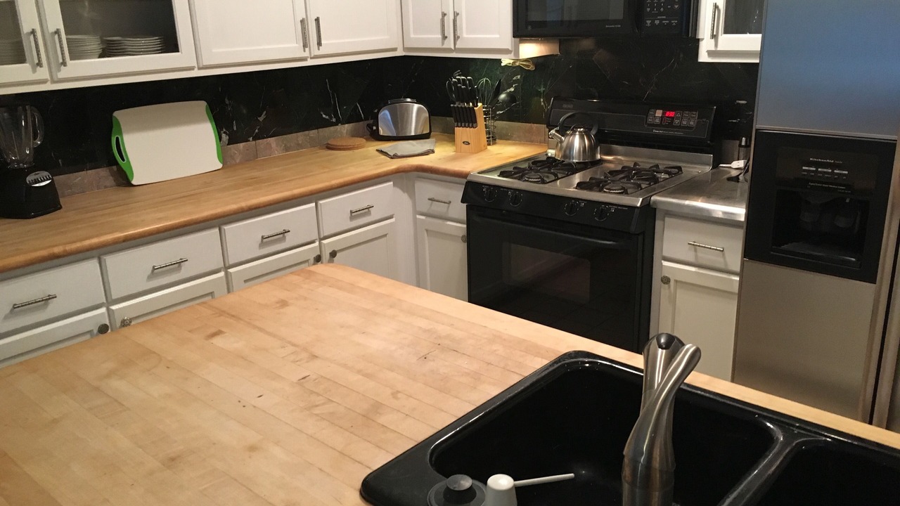 Photo of Kitchen in Morningside-Lenox Park