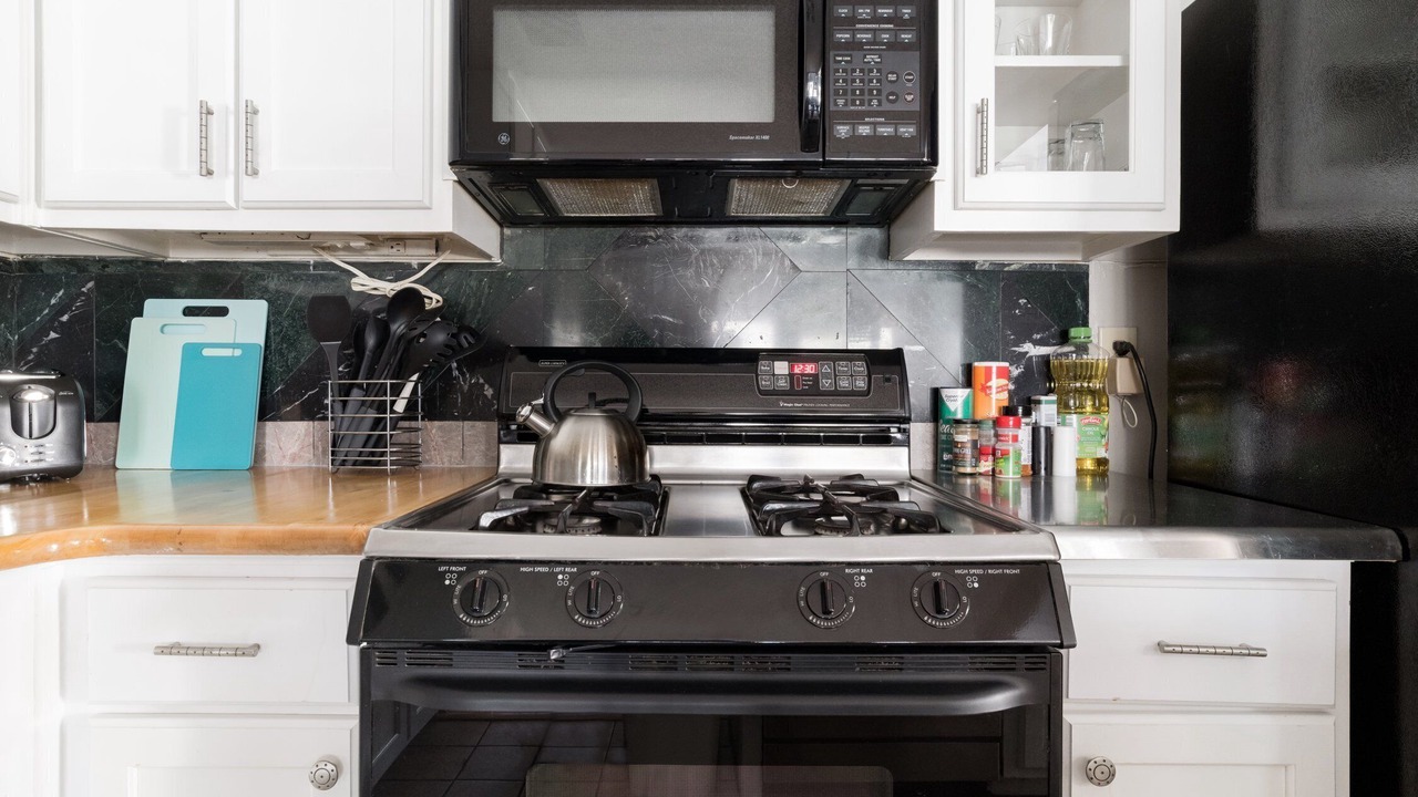 Photo of Kitchen in Morningside-Lenox Park