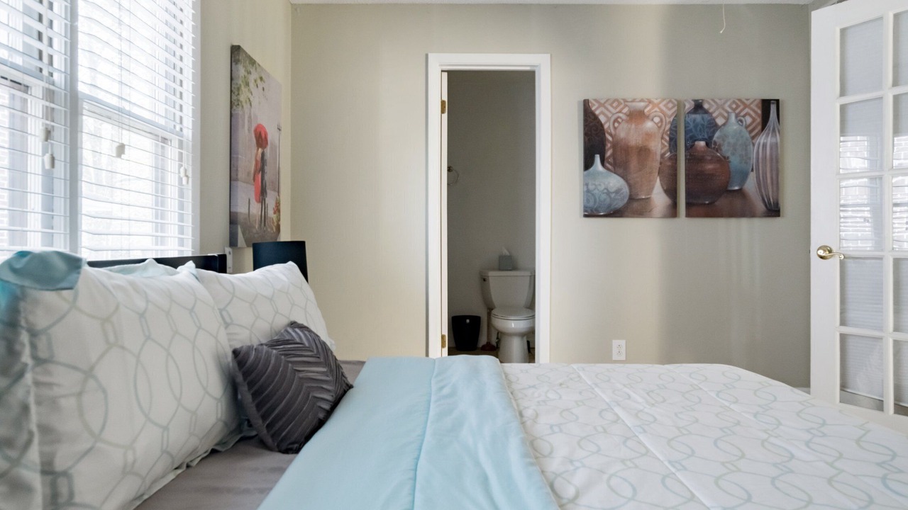 Photo of Bedroom in Morningside-Lenox Park
