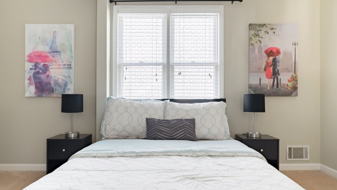 Photo of Bedroom in Morningside-Lenox Park