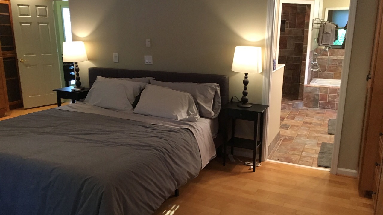 Photo of Bedroom in Morningside-Lenox Park
