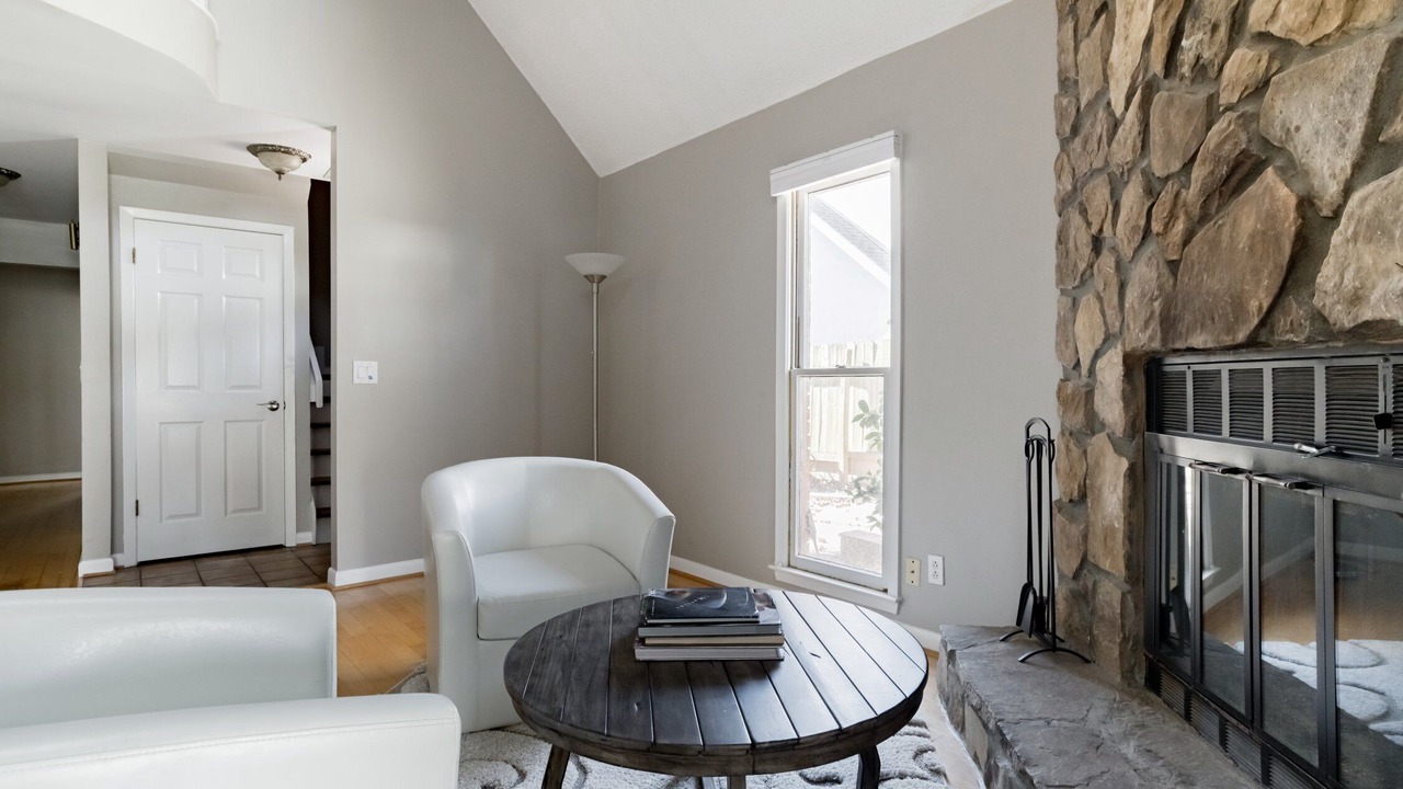 Photo of Livingroom in Morningside-Lenox Park