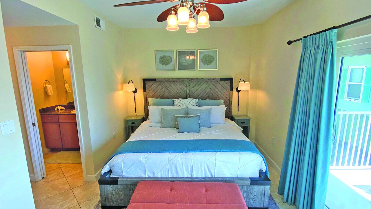 Photo of Bedroom in Pensacola Beach