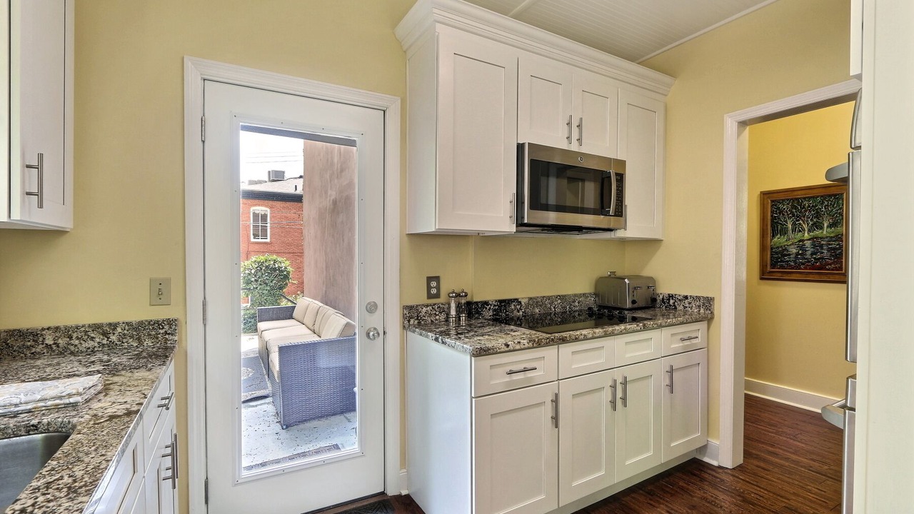 Photo of Kitchen in Historic Downtown Savannah