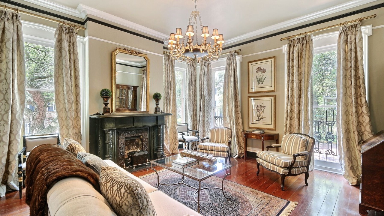 Photo of Livingroom in Historic Downtown Savannah