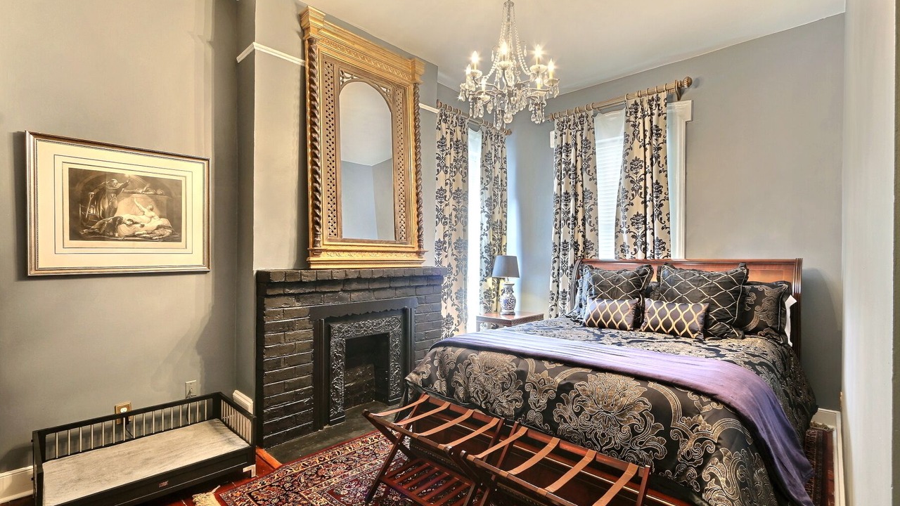 Photo of Bedroom in Historic Downtown Savannah