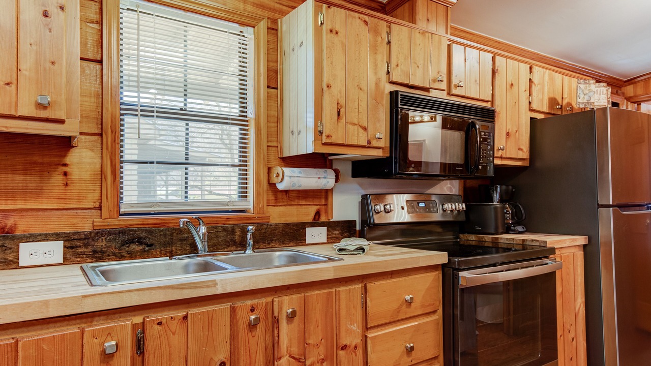 Photo of Kitchen in Maggie Valley