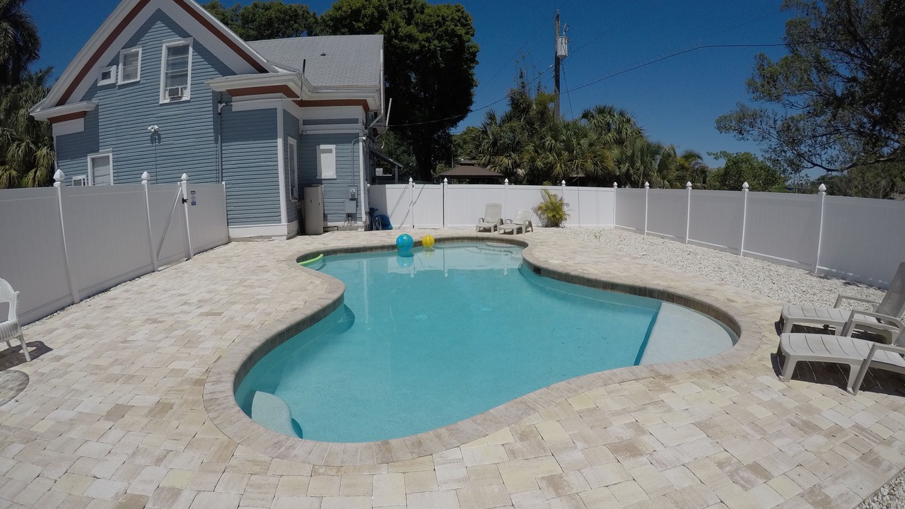 Photo of Outdoor in Altamont Manor