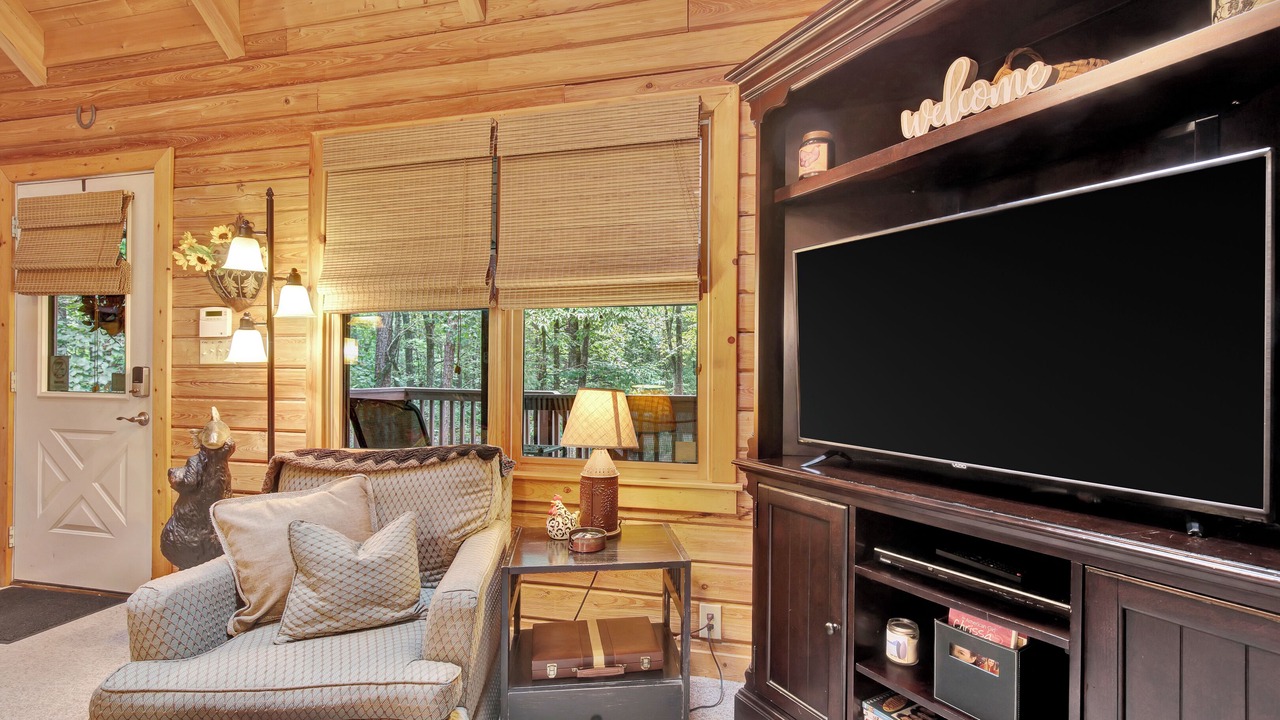Photo of Livingroom in Pine Mountain