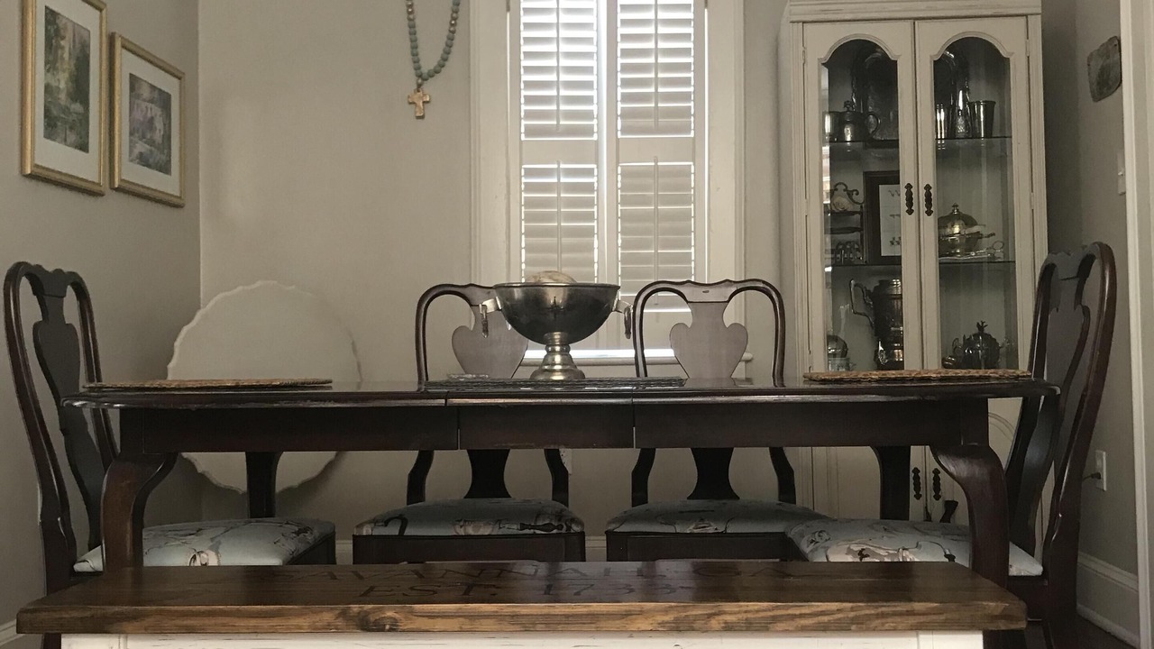 Photo of Livingroom in Historic District - North