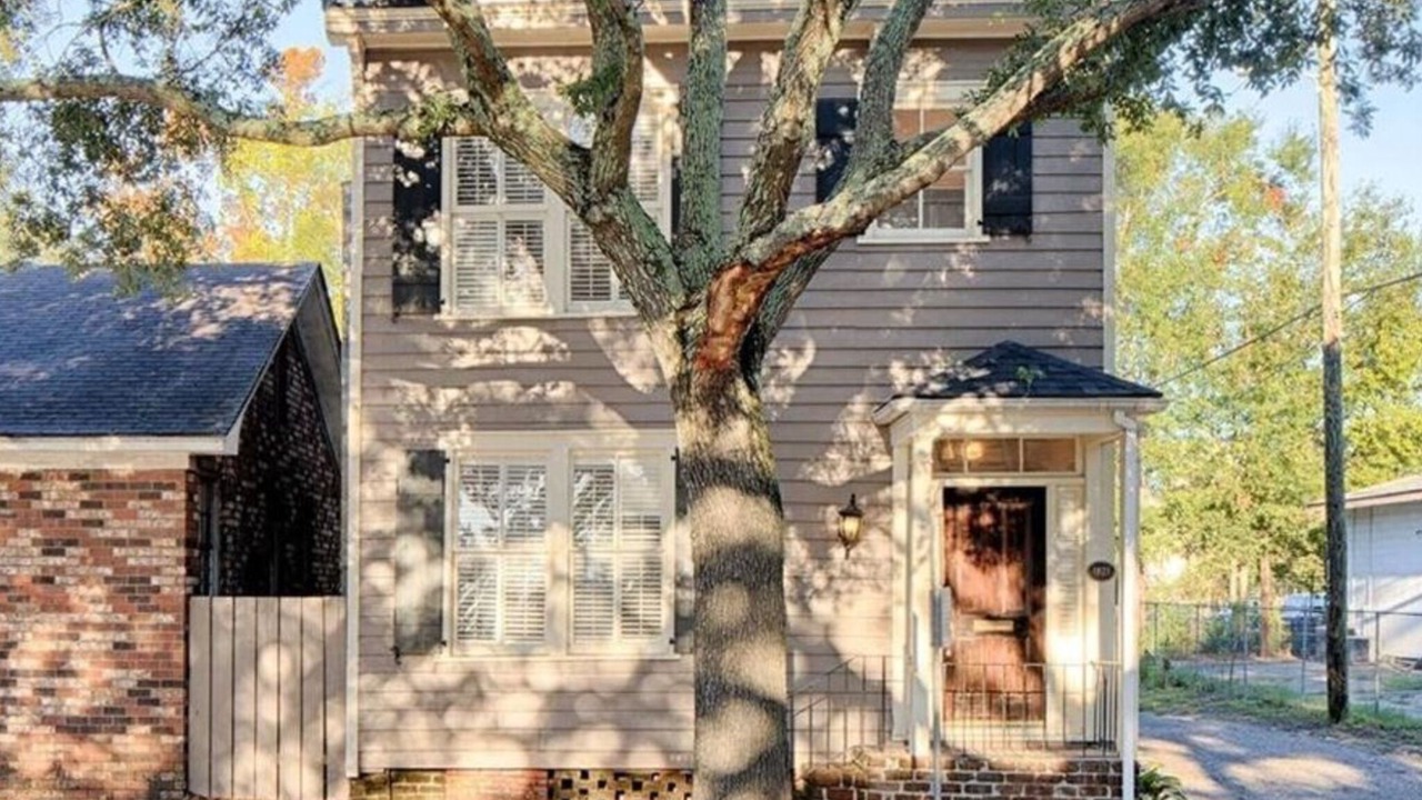 Photo of Others in Historic District - North