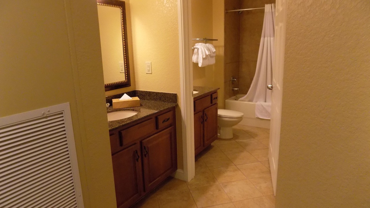 Photo of Bathroom in Lake Buena Vista