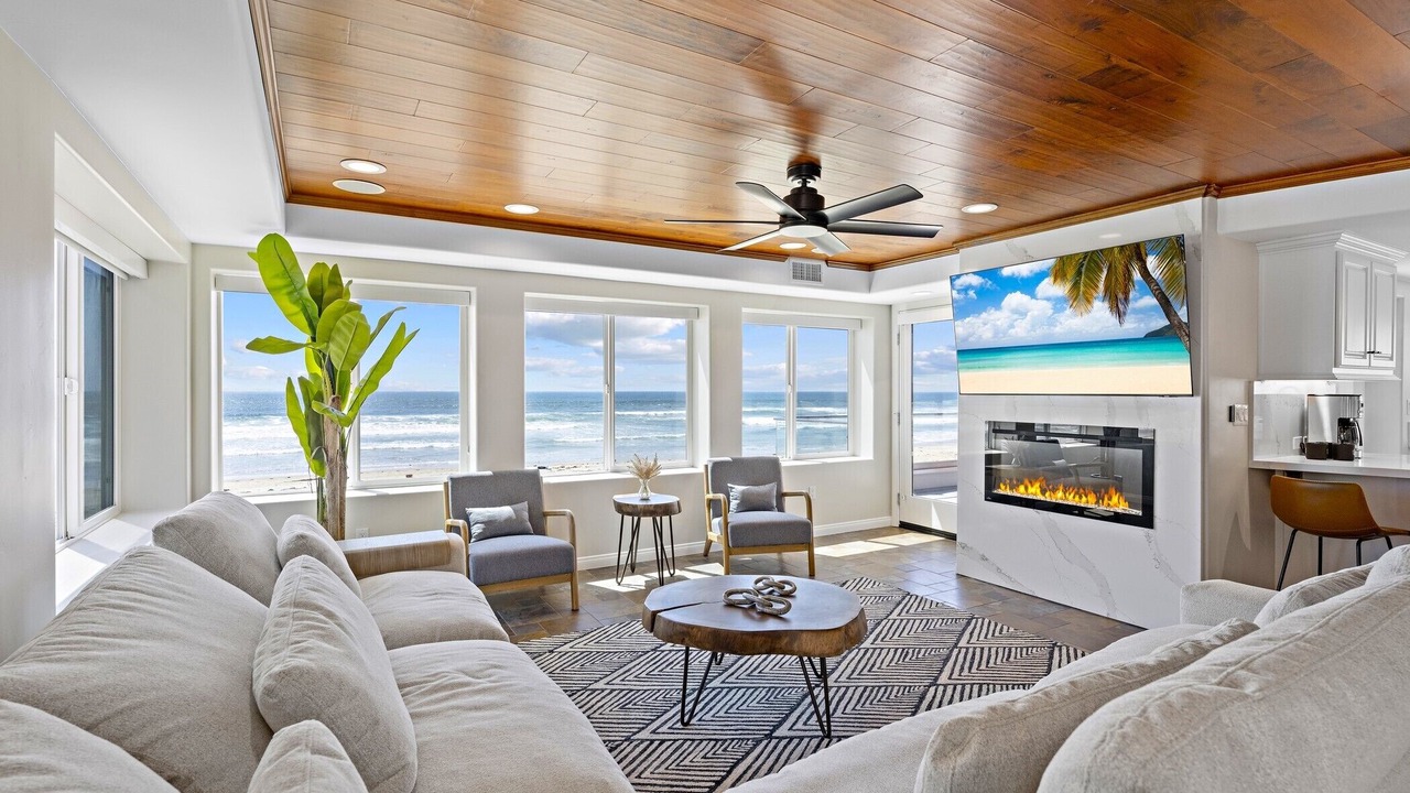 Photo of Livingroom in Mission Beach