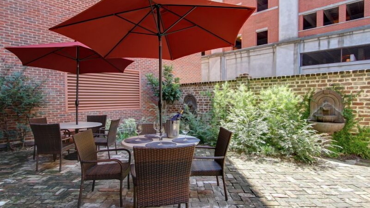 Photo of Outdoor in Historic District - North